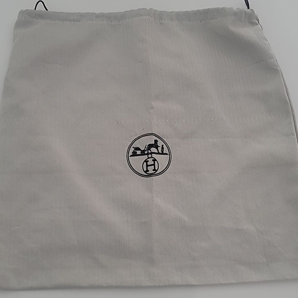 Hermes lDust Bag - Picture 2 of 3